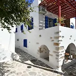 Adriana Parikia (Paros)