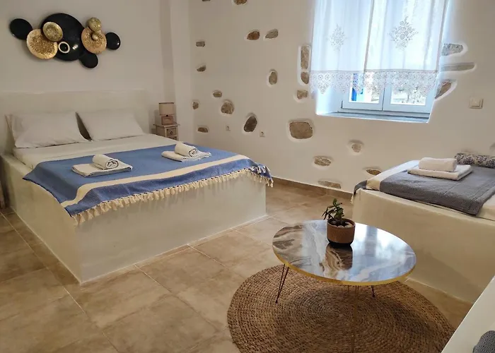 Adriana * Parikia (Paros)